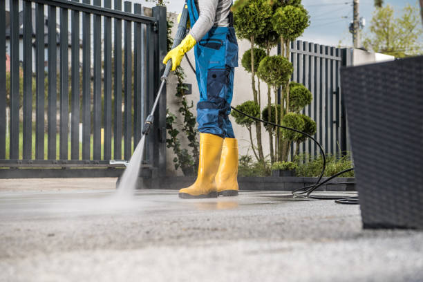 Best Pool Deck Cleaning  in Mars, PA